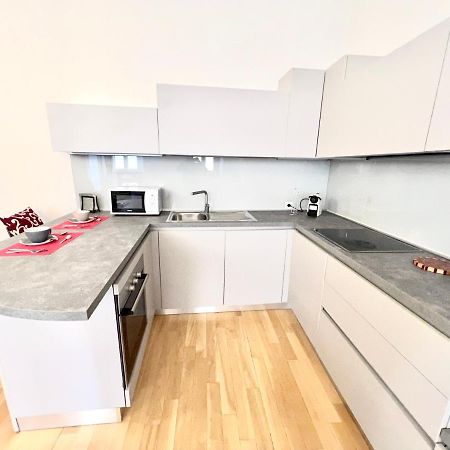 Апартаменти * Esclusivo & Moderno Roma Centro Campo De Fiori * Екстер'єр фото
